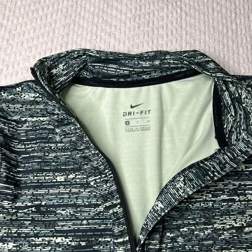 🖤 Nike Pro Dri-Fit Womens Half Zip🖤 - Picture 7 of 9